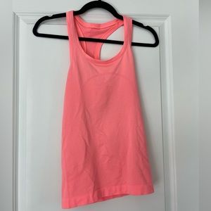 Lululemon Swiftly Tech 2.0 Bright Orange/Coral Size 2